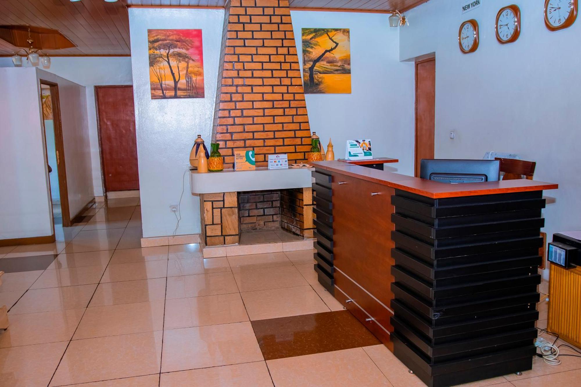 B.Maurice Guest House Kigali Exterior photo