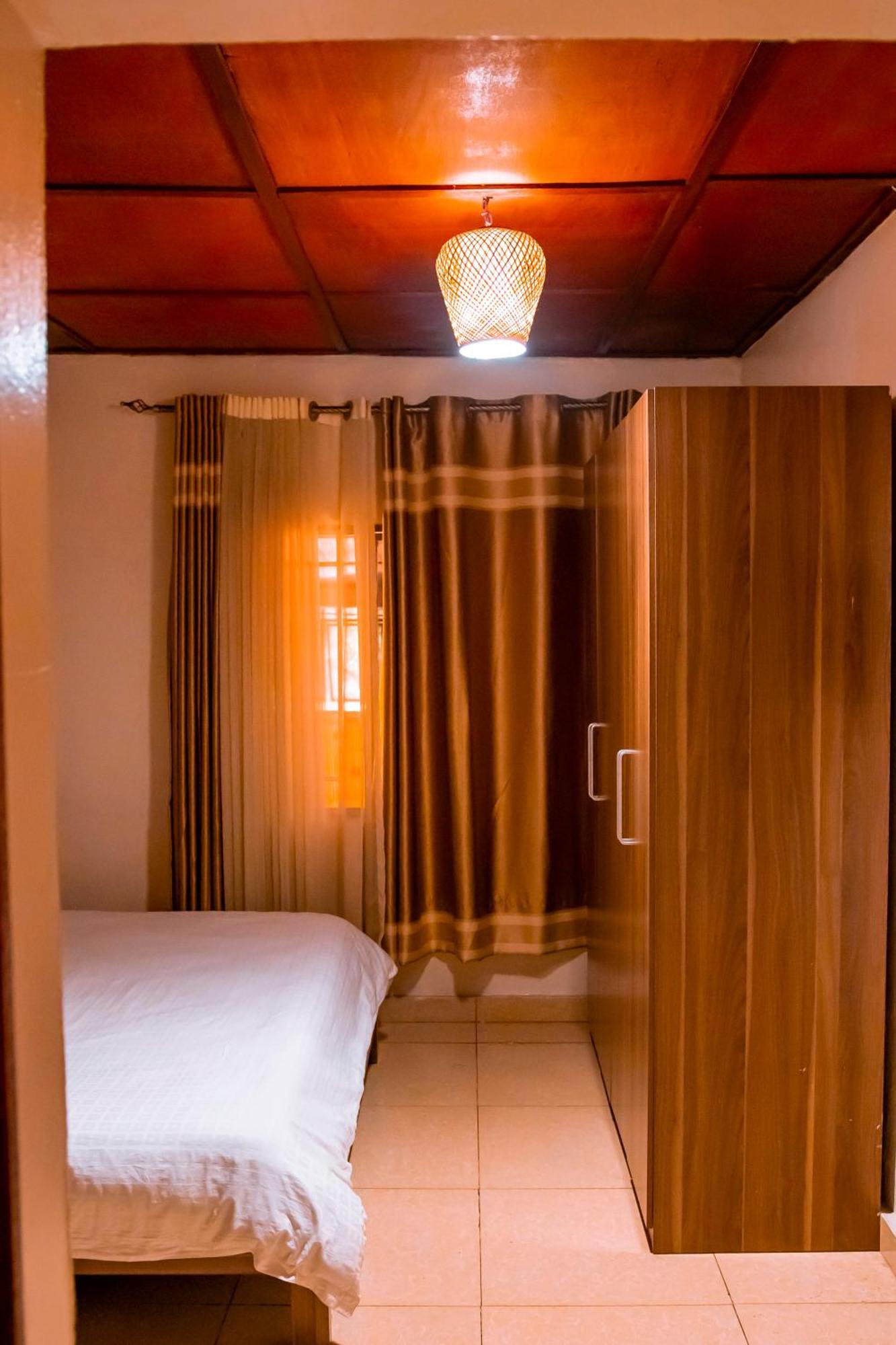 B.Maurice Guest House Kigali Exterior photo