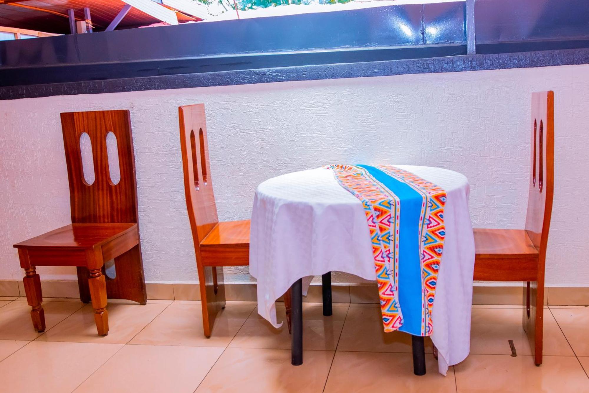 B.Maurice Guest House Kigali Exterior photo